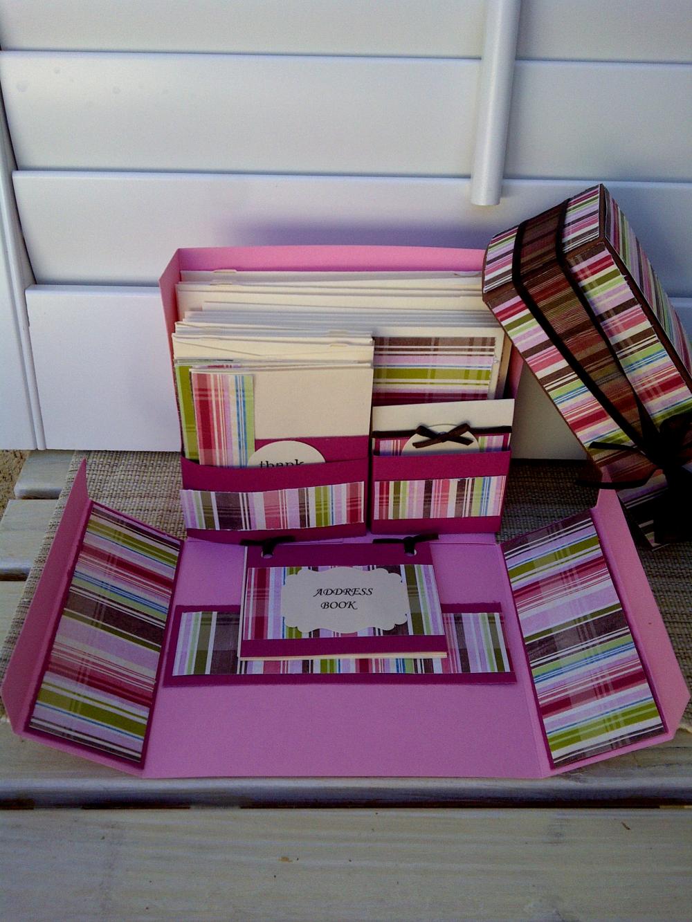 Stationery Box Set Pink Plaid on Luulla
